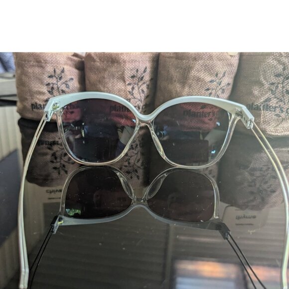 NEW Feisedy Womens stylish sunglasses - Picture 4 of 4